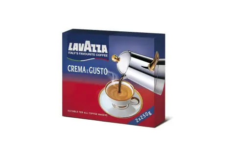 Confezione Lavazza Crema e Gusto, ideale per la moka, con caffè versato in tazzina.