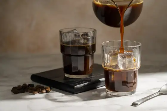 Caffè freddo, quale scegliere tra shakerato e cold brew?